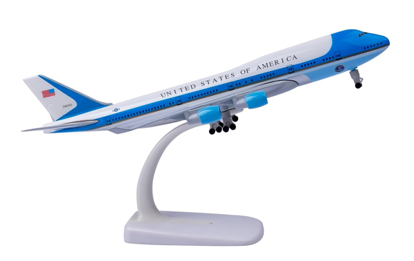 Модель самолета boeing 747 200b борт номер один США "air force one", масштаб 1/350