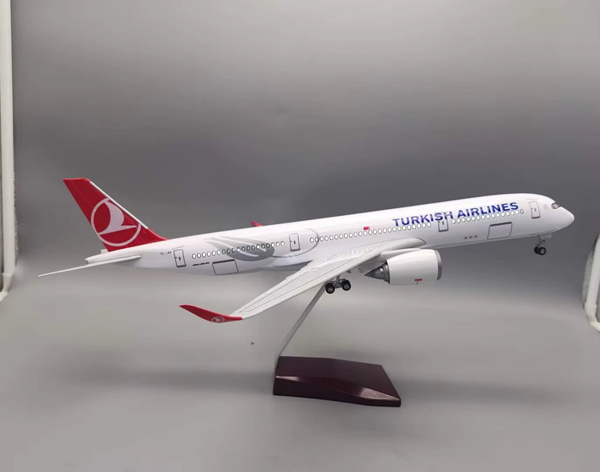 Модель самолета airbus a350 900 в ливрее turkish airlines, с led подсветкой, масштаб 1/140