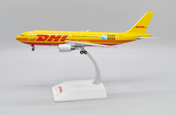 Модель самолета airbus a300 600r(f) в ливрее dhl, масштаб 1/200