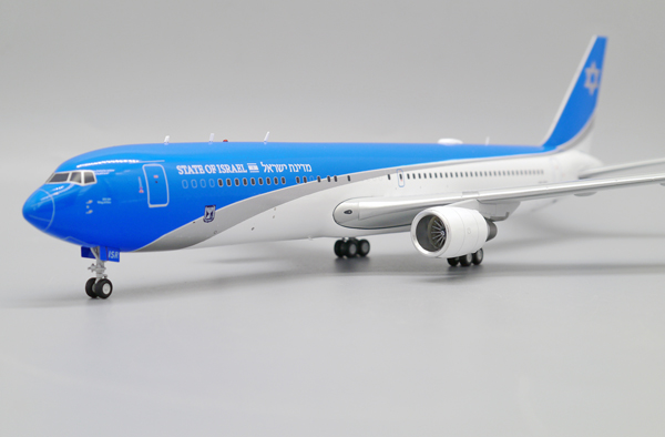 Модель самолета boeing 767 300er 4x isr в ливрее israel government, масштаб 1/200
